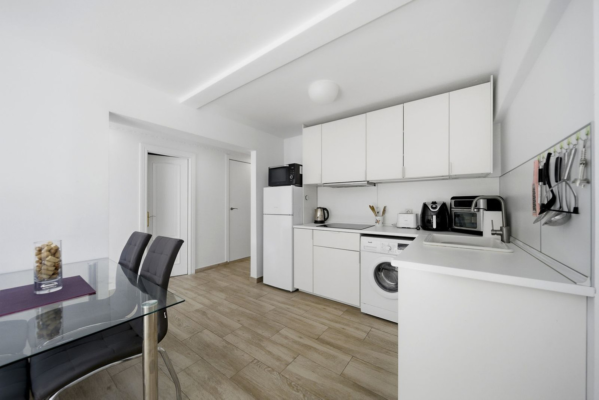 Appartement te koop in Benalmadena Costa | 1 slaapkamers H5346457