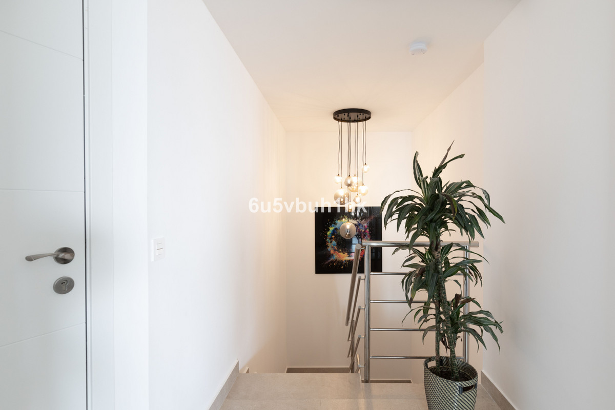 Appartement te koop in Benalmadena Costa | 3 slaapkamers H5346940