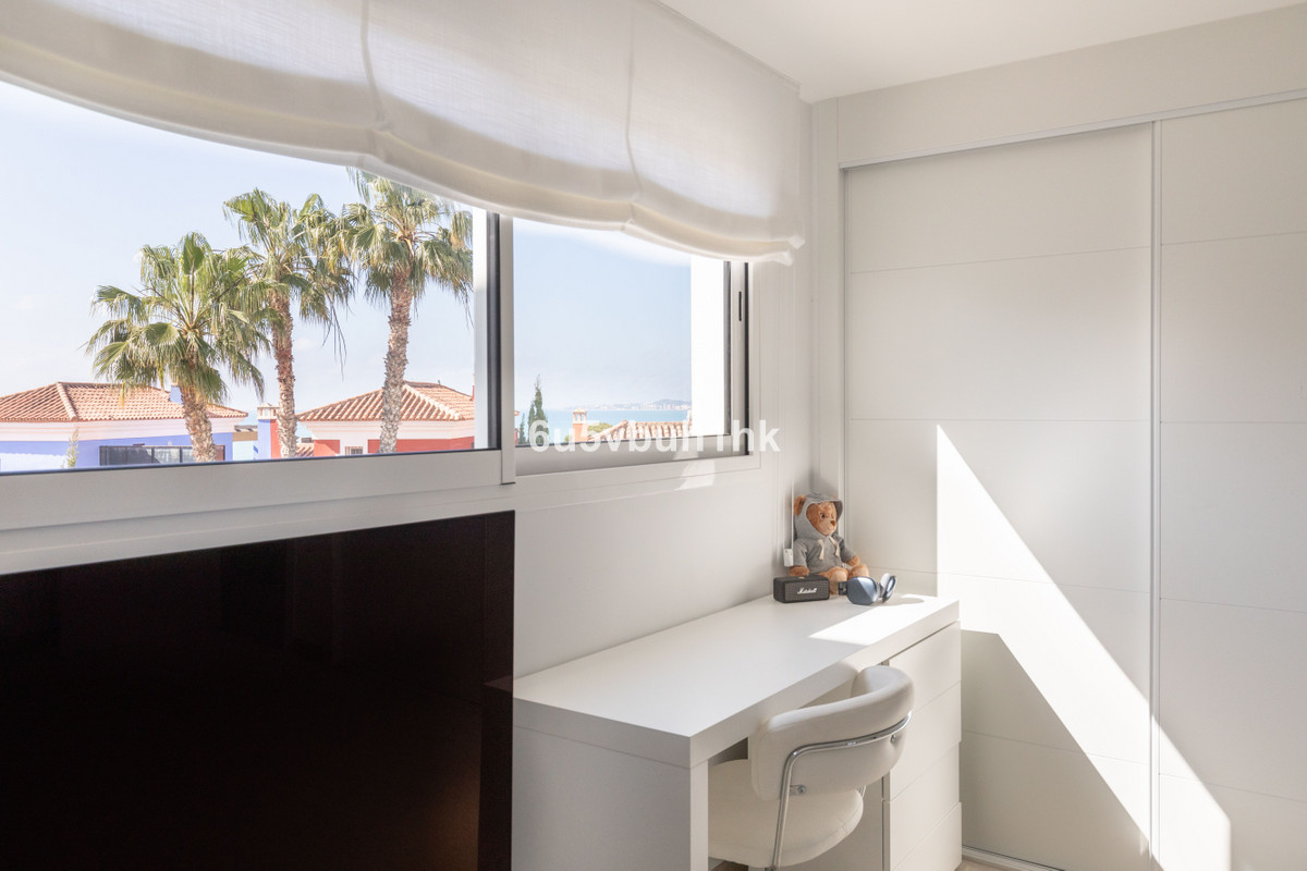 Appartement te koop in Benalmadena Costa | 3 slaapkamers H5346940