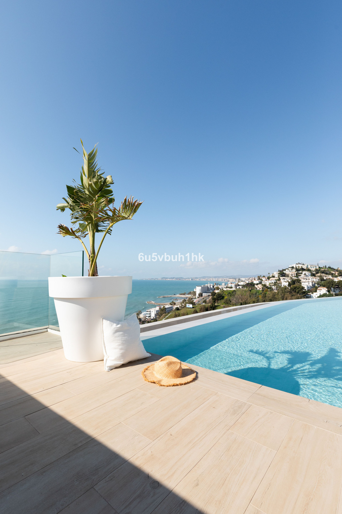 Appartement te koop in Benalmadena Costa | 3 slaapkamers H5346940