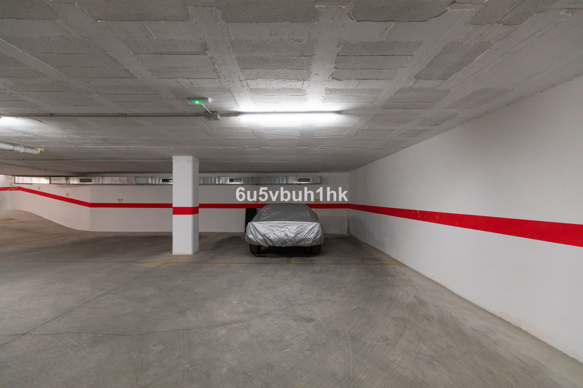 Appartement te koop in Benalmadena Costa | 3 slaapkamers H5346940