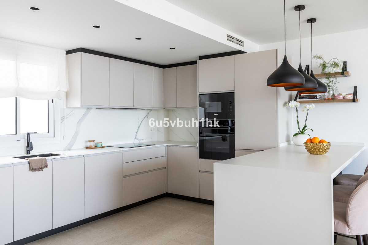 Appartement te koop in Benalmadena Costa | 3 slaapkamers H5346940