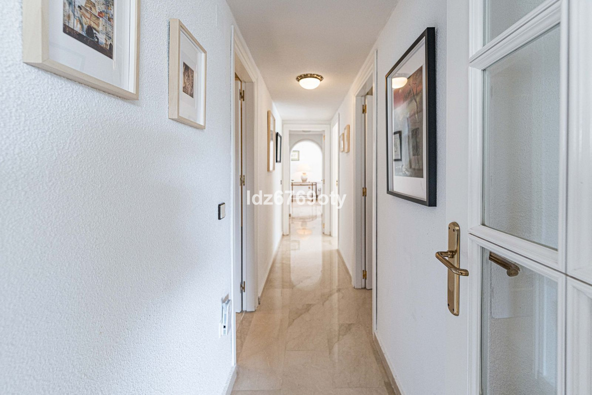 Appartement te koop in Benalmadena Costa | 3 slaapkamers H5348104