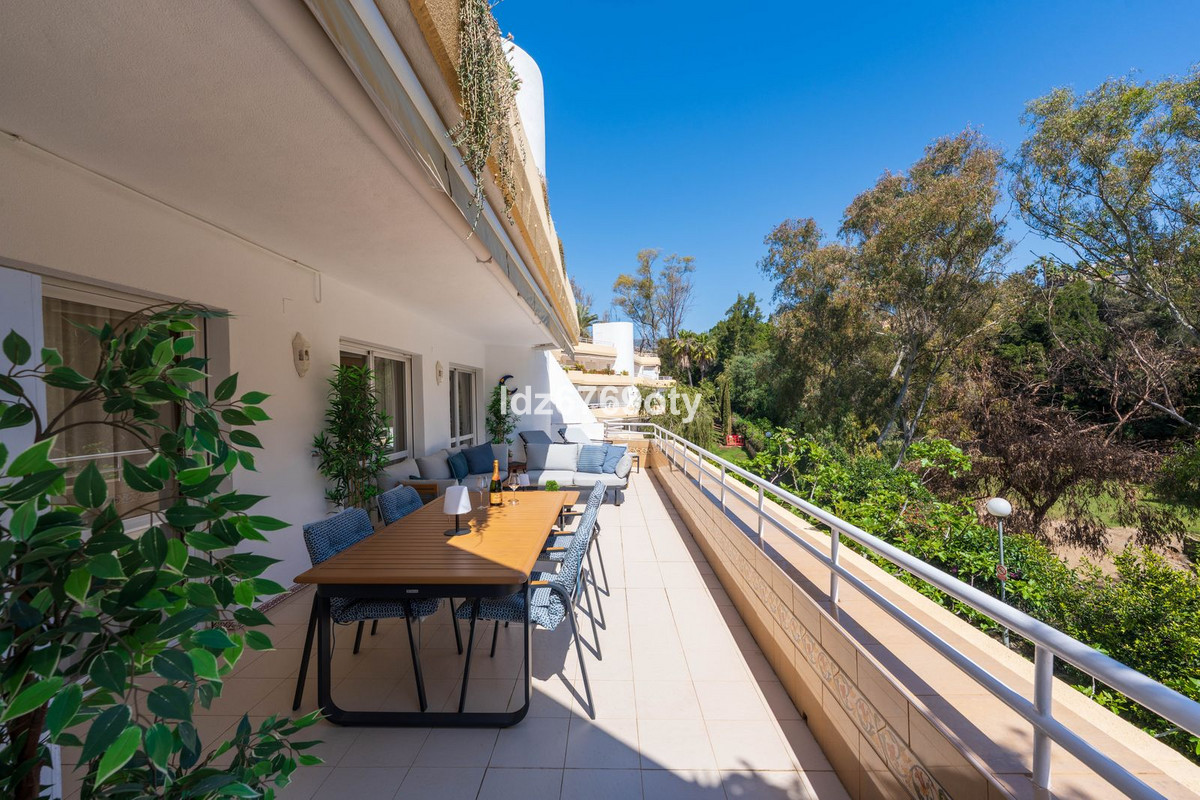 Appartement te koop in Benalmadena Costa | 3 slaapkamers H5348104