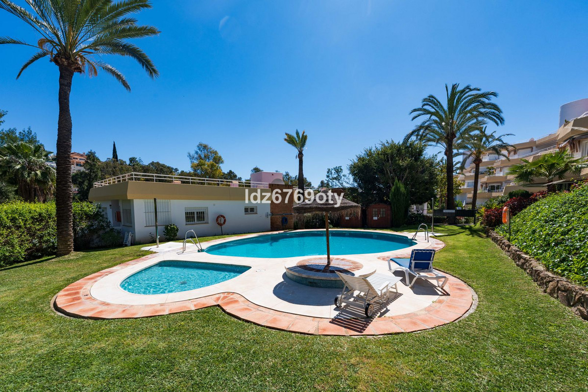 Appartement te koop in Benalmadena Costa | 3 slaapkamers H5348104