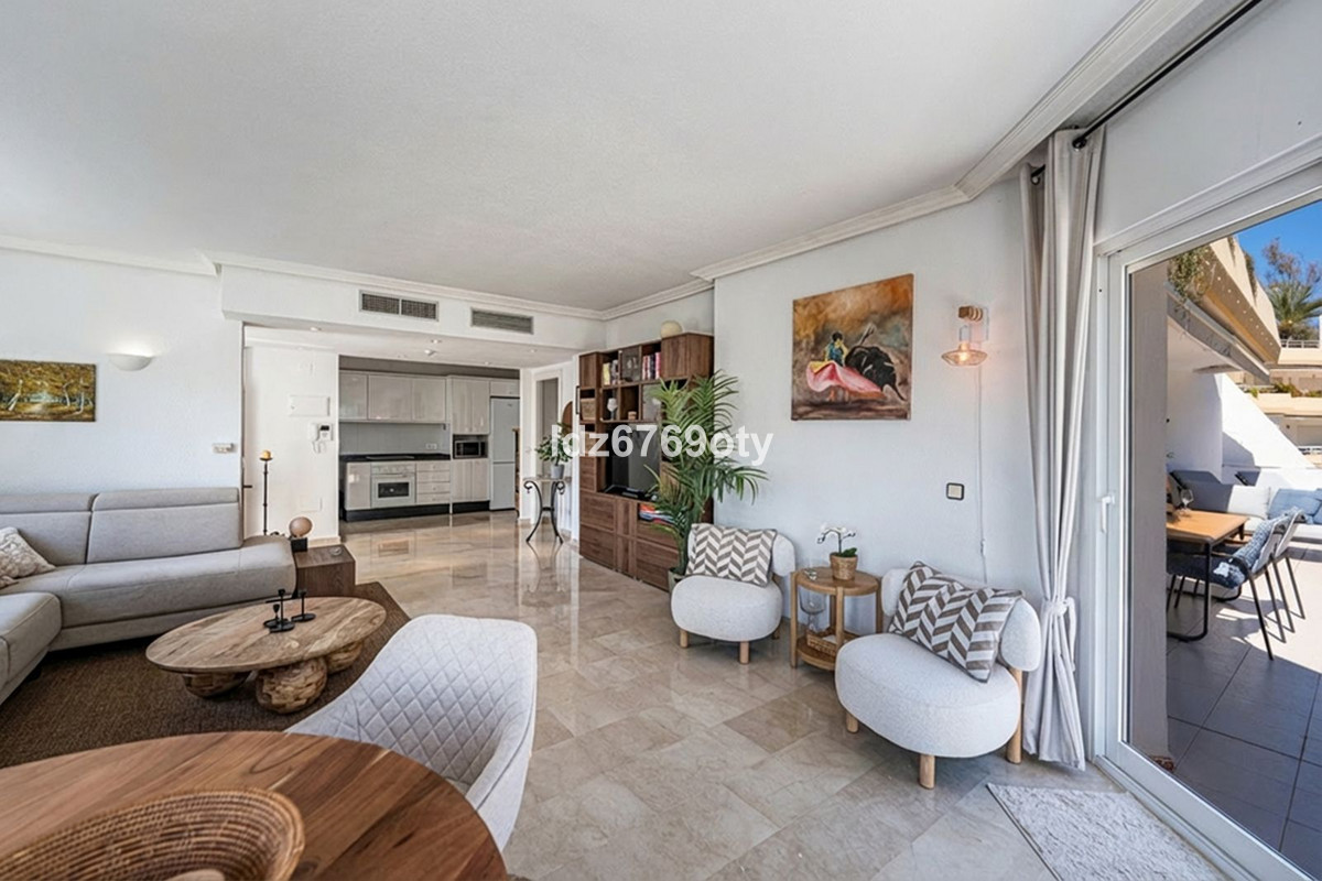 Appartement te koop in Benalmadena Costa | 3 slaapkamers H5348104