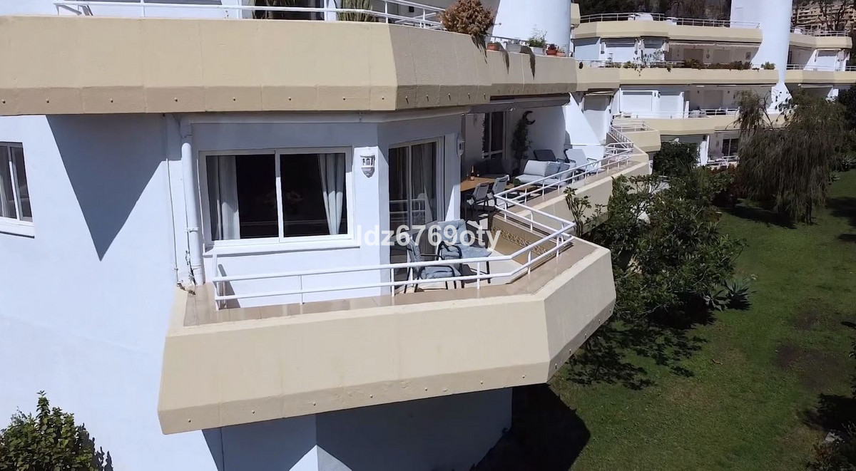 Appartement te koop in Benalmadena Costa | 3 slaapkamers H5348104