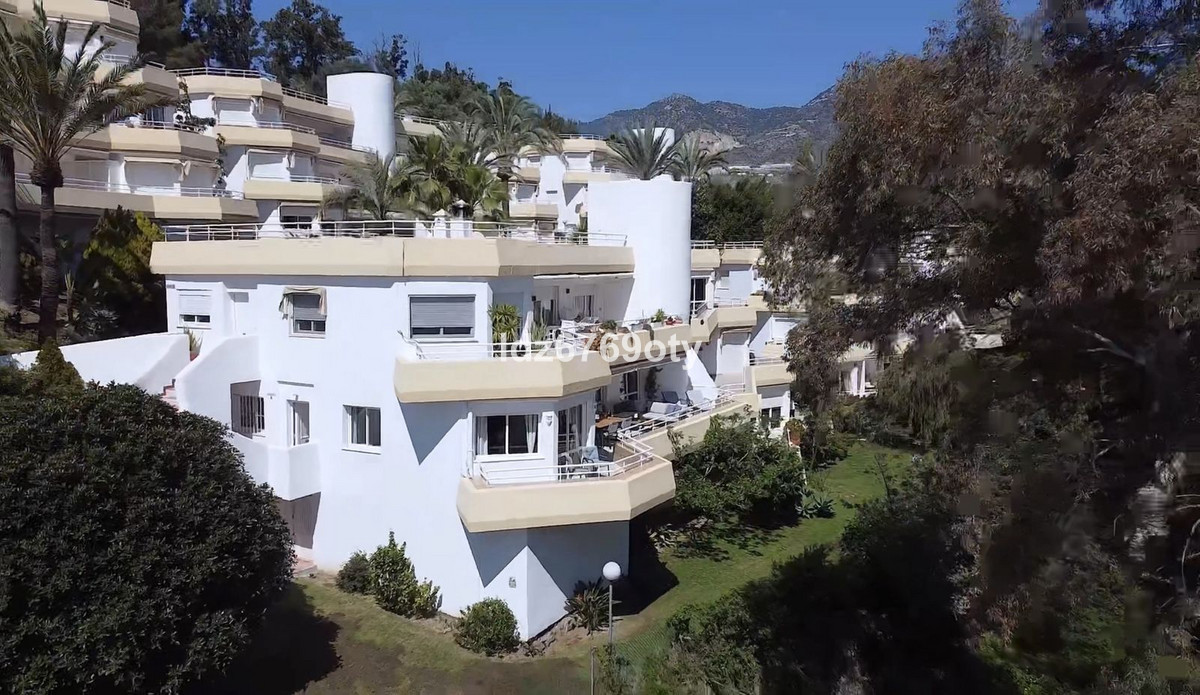 Appartement te koop in Benalmadena Costa | 3 slaapkamers H5348104