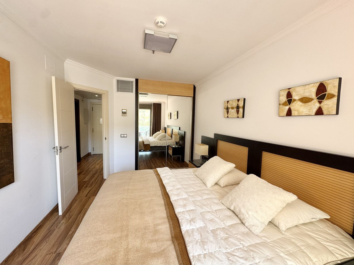 Appartement te koop in Benalmadena Costa | 1 slaapkamers H5348155