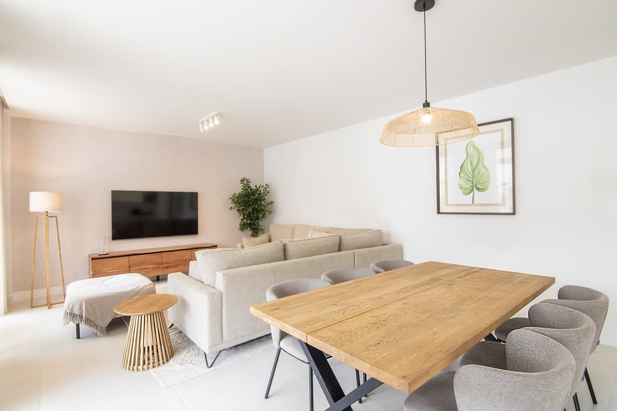Appartement te koop in Benalmadena Costa | 4 slaapkamers H5348752