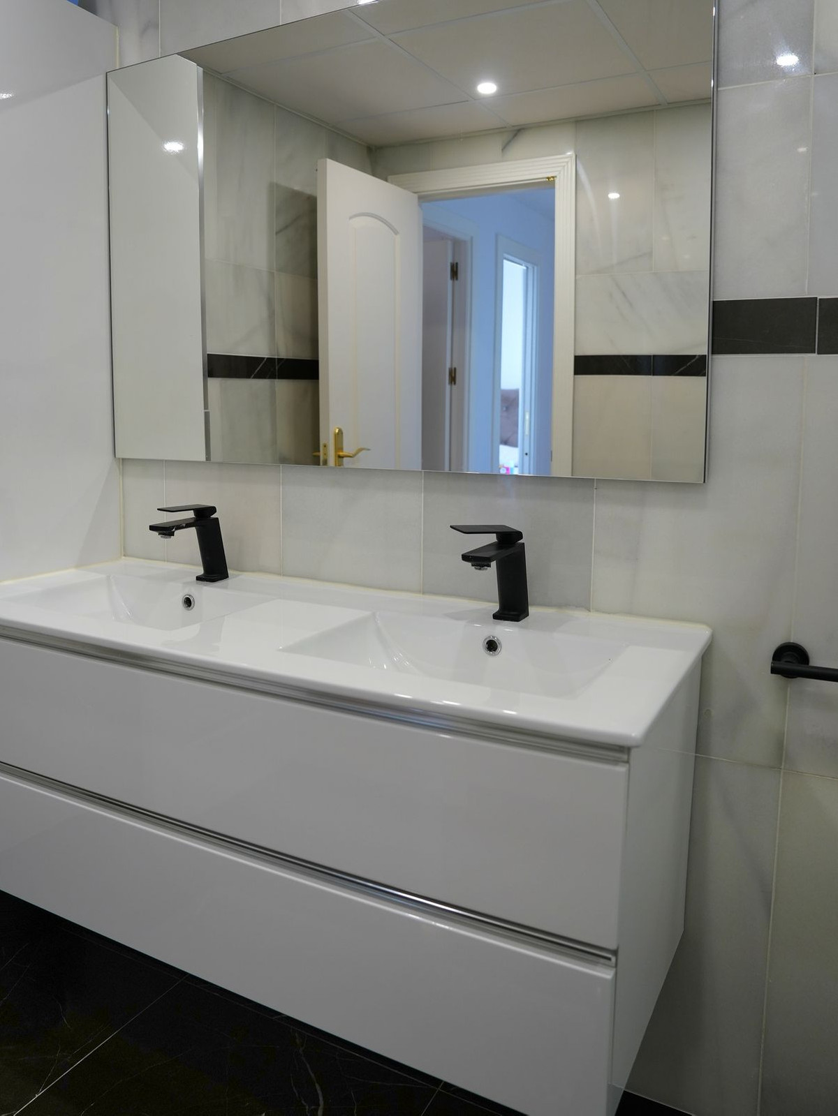 Appartement te koop in Benalmadena Costa | 3 slaapkamers H5353342