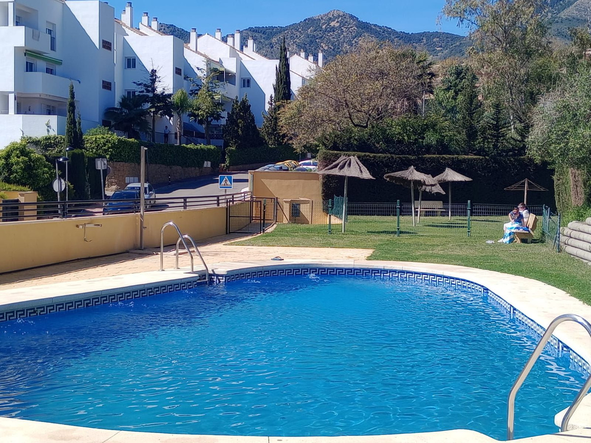 Appartement te koop in Benalmadena Costa | 2 slaapkamers H5353513