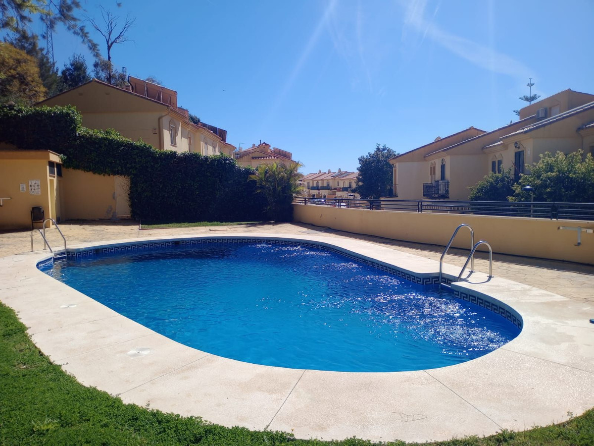 Appartement te koop in Benalmadena Costa | 2 slaapkamers H5353513