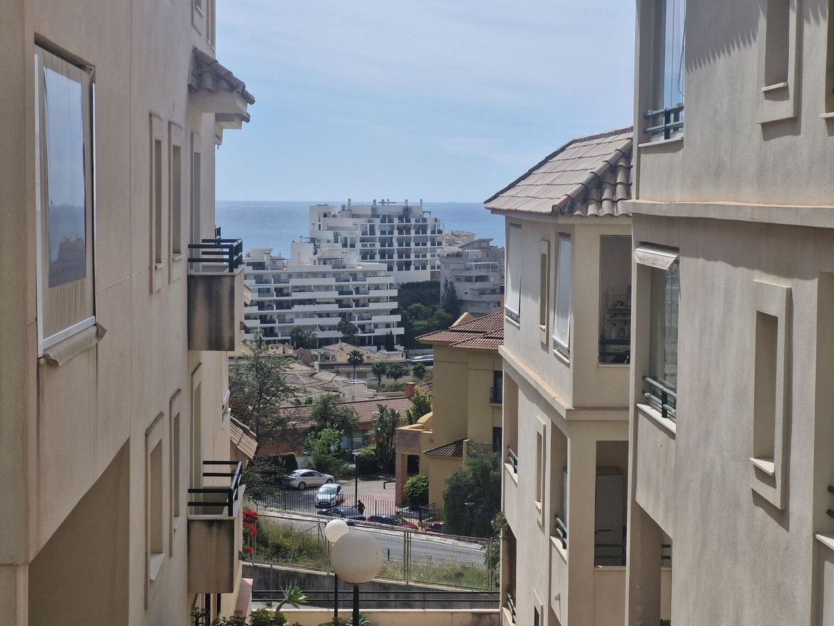 Appartement te koop in Benalmadena Costa | 2 slaapkamers H5353513