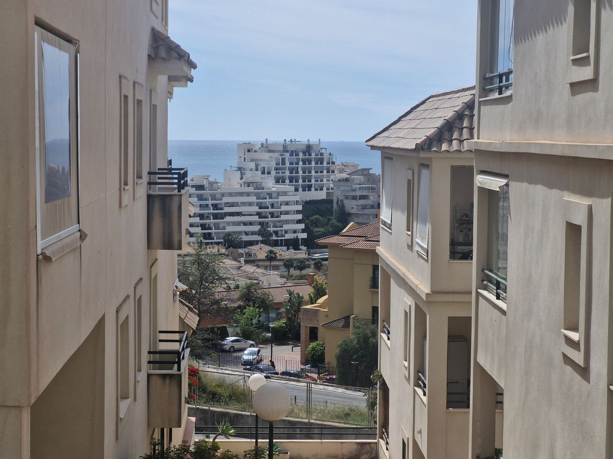 Appartement te koop in Benalmadena Costa | 2 slaapkamers H5353513