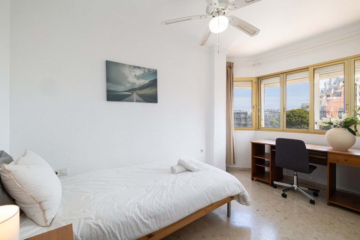 Appartement te koop in Benalmadena Costa | 3 slaapkamers H5354443