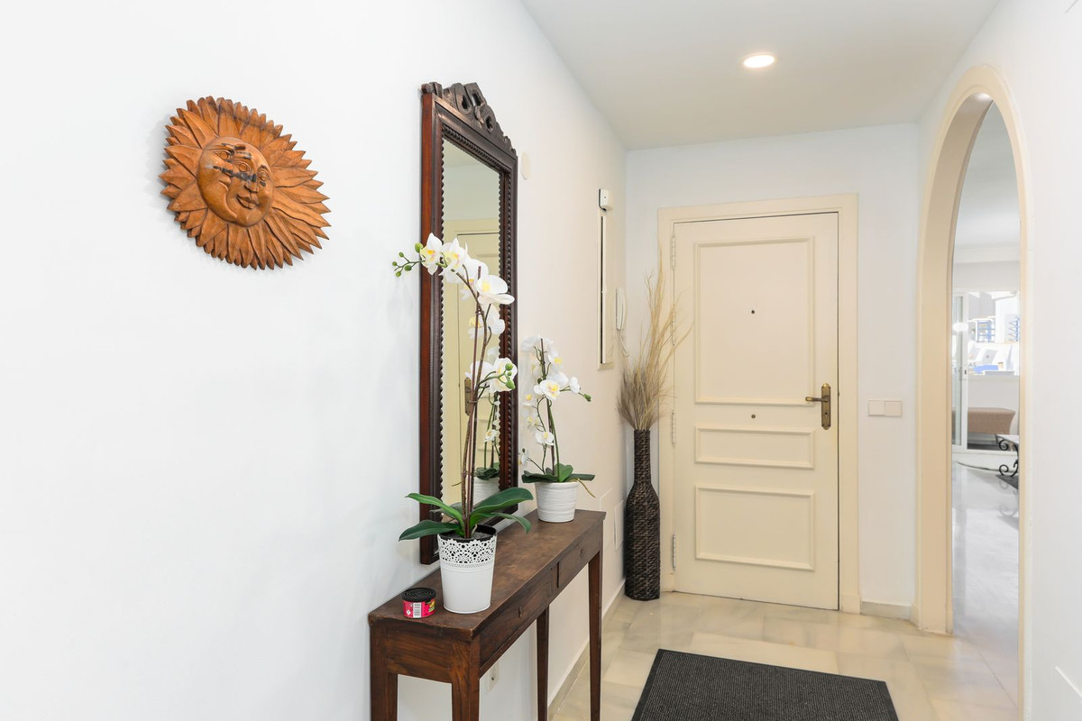 Appartement te koop in Benalmadena Costa | 2 slaapkamers H5359276