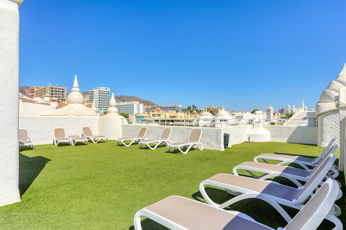 Appartement te koop in Benalmadena Costa | 2 slaapkamers H5359276