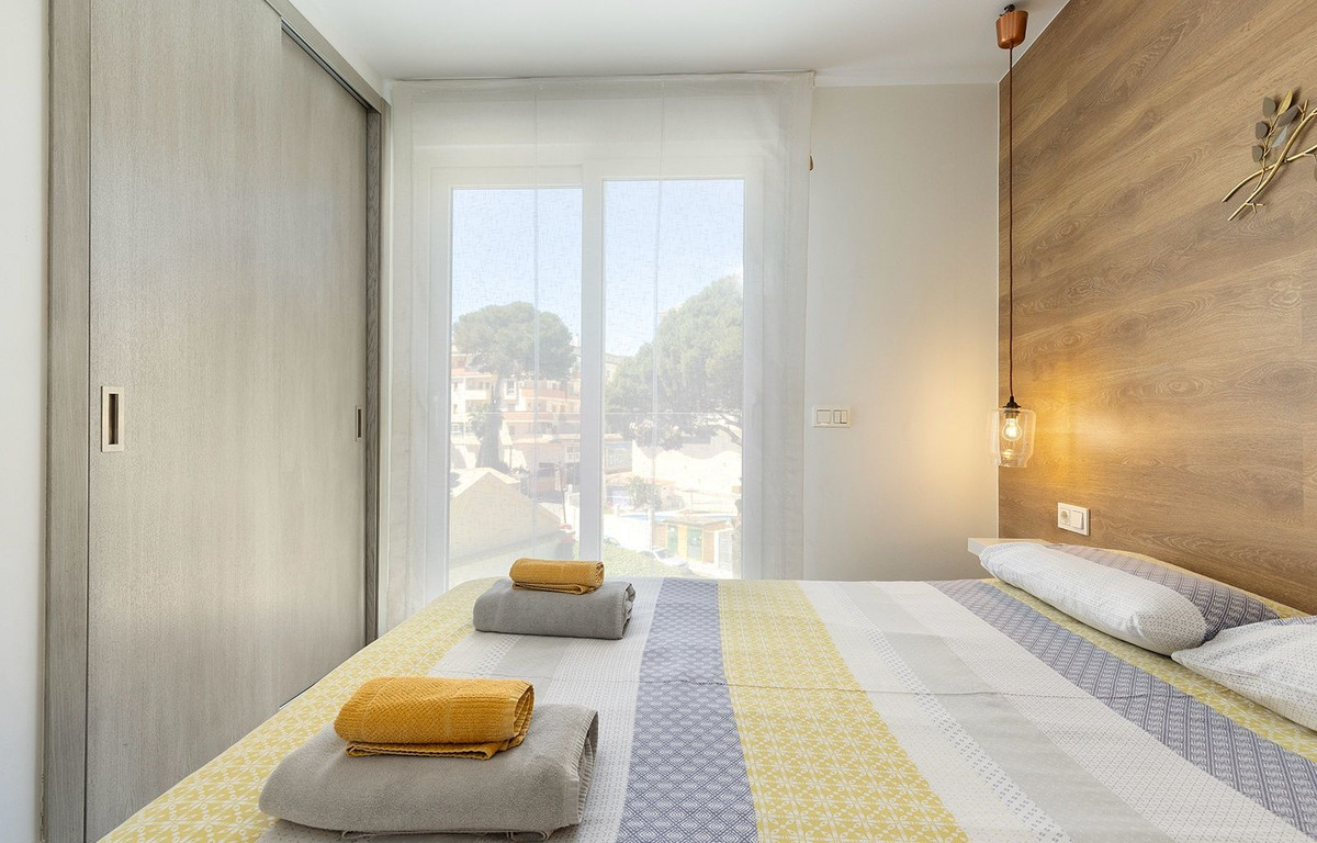 Appartement te koop in Benalmadena Costa | 2 slaapkamers H5360716