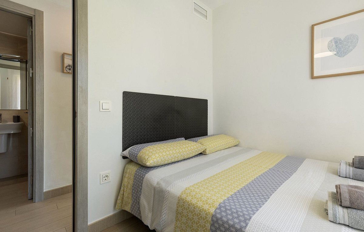 Appartement te koop in Benalmadena Costa | 2 slaapkamers H5360716