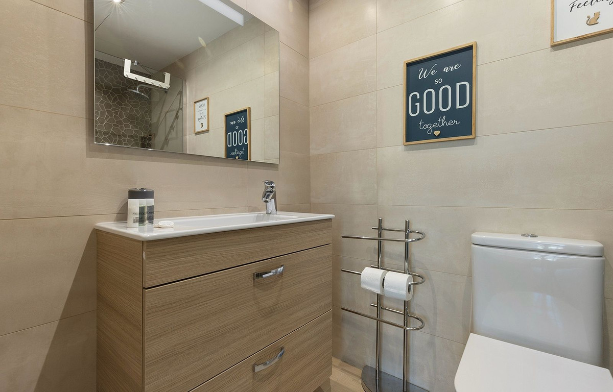 Appartement te koop in Benalmadena Costa | 2 slaapkamers H5360716