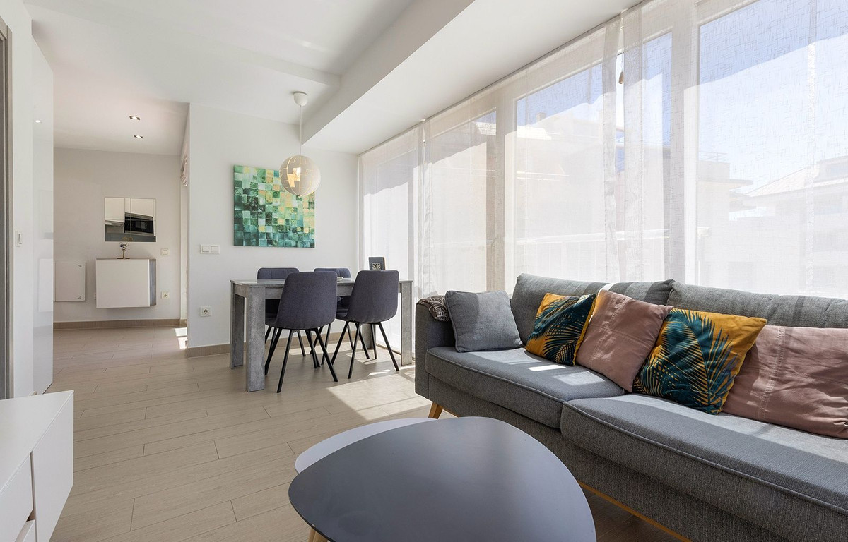 Appartement te koop in Benalmadena Costa | 2 slaapkamers H5360716