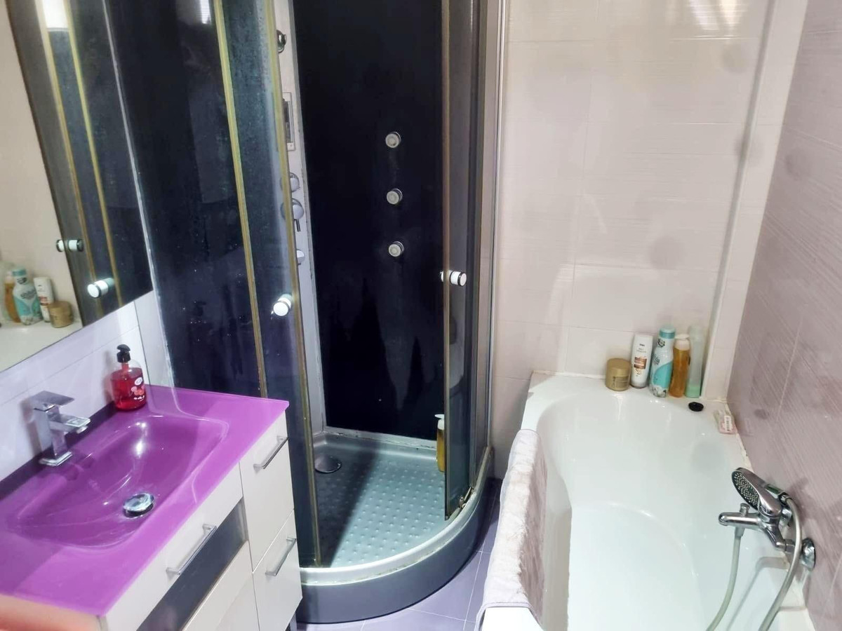 Appartement te koop in Benalmadena Costa | 2 slaapkamers H5363878