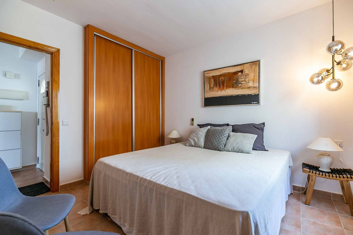 Appartement te koop in Benalmadena Costa | 2 slaapkamers H5363956