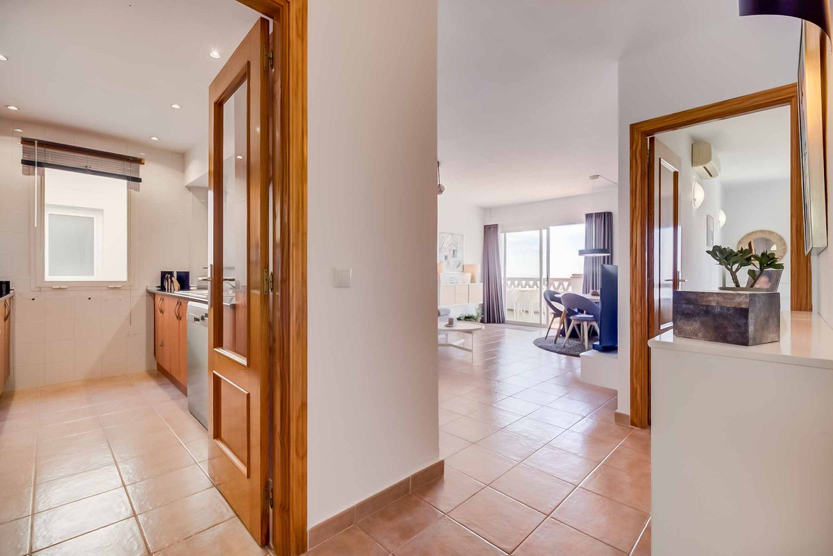 Appartement te koop in Benalmadena Costa | 2 slaapkamers H5363956