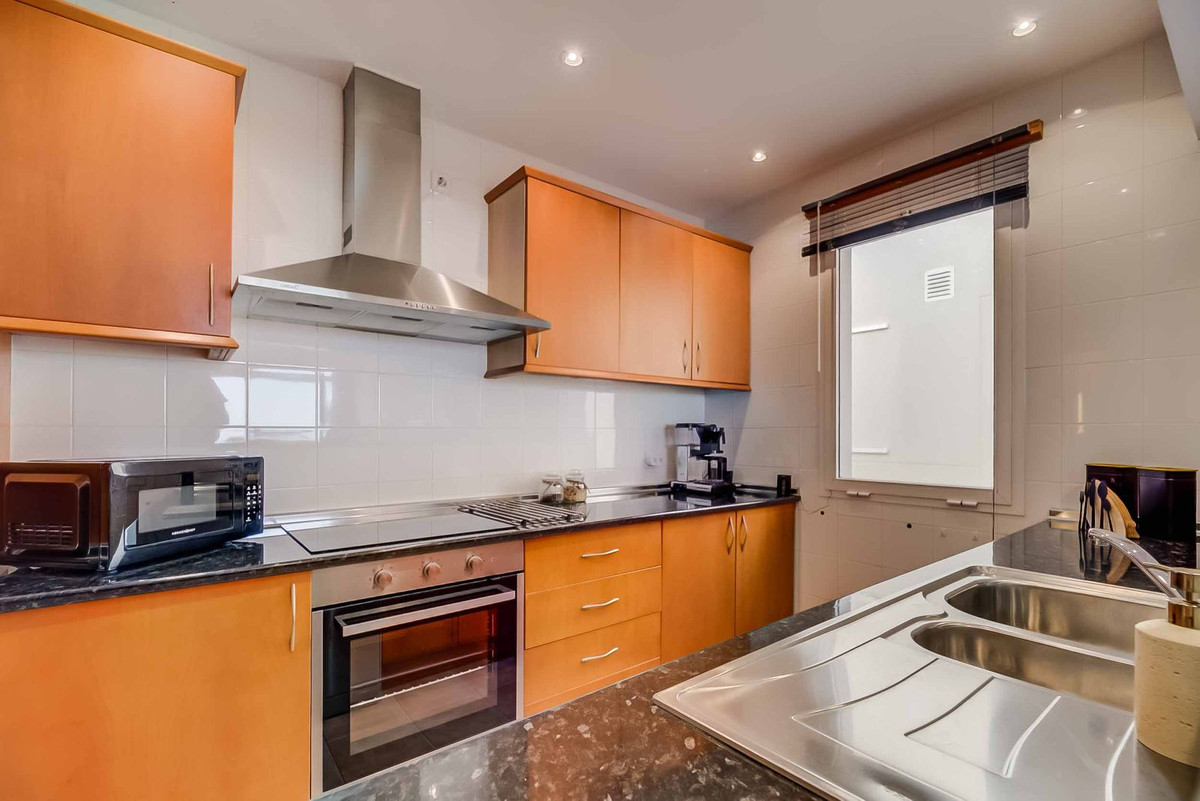 Appartement te koop in Benalmadena Costa | 2 slaapkamers H5363956