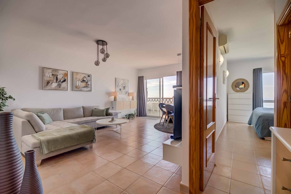 Appartement te koop in Benalmadena Costa | 2 slaapkamers H5363956