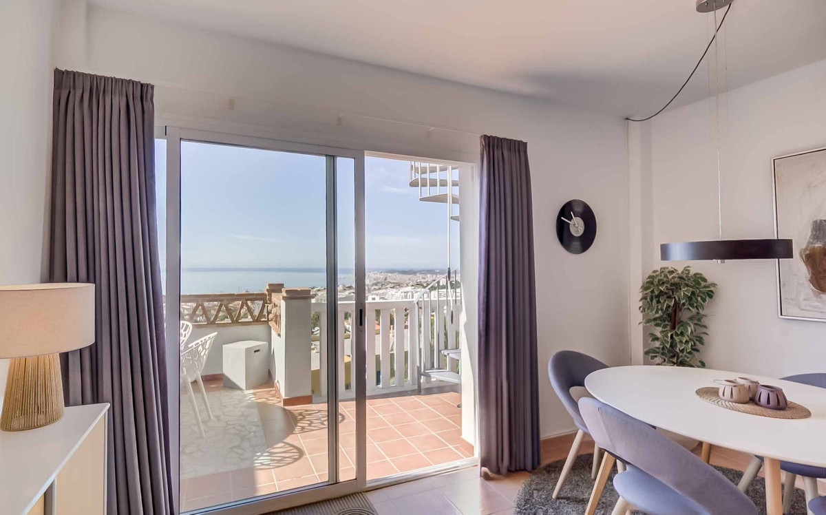 Appartement te koop in Benalmadena Costa | 2 slaapkamers H5363956