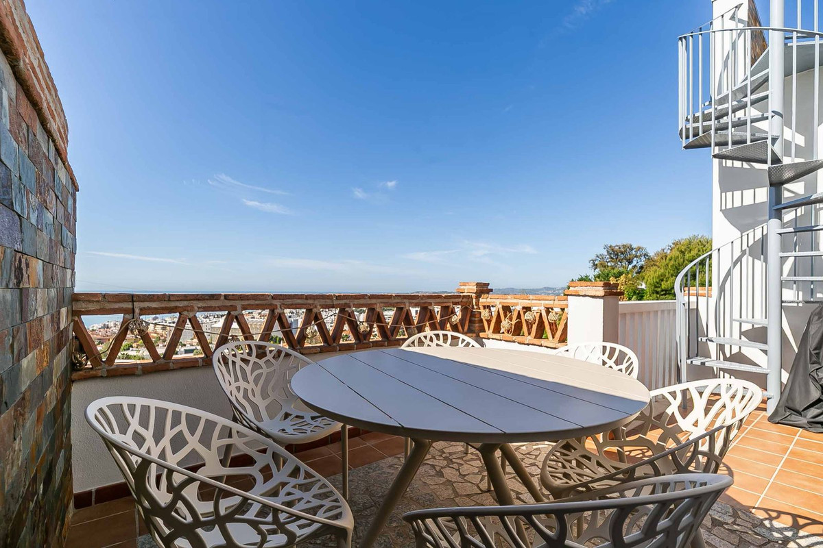 Appartement te koop in Benalmadena Costa | 2 slaapkamers H5363956