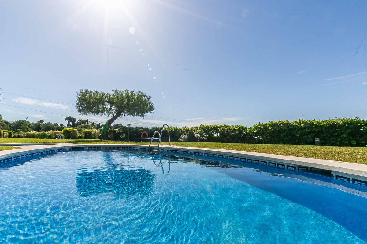 Appartement te koop in Benalmadena Costa | 2 slaapkamers H5363956