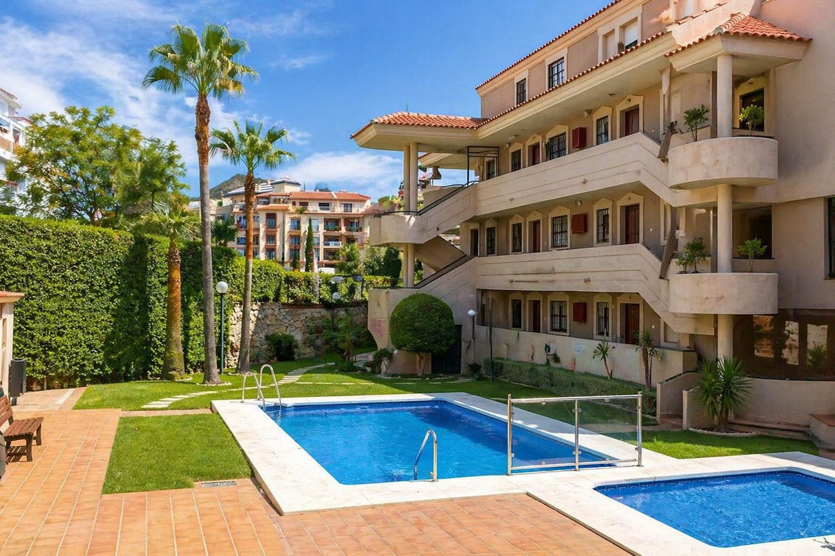 Appartement te koop in Benalmadena Costa | 3 slaapkamers H5364145