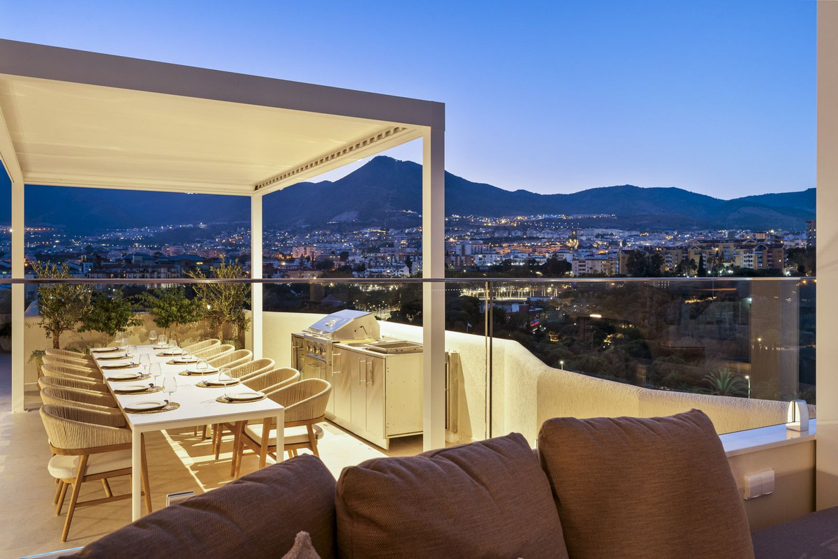 Appartement te koop in Benalmadena Costa | 3 slaapkamers H5366203