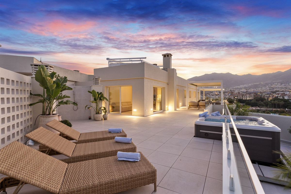 Appartement te koop in Benalmadena Costa | 3 slaapkamers H5366203