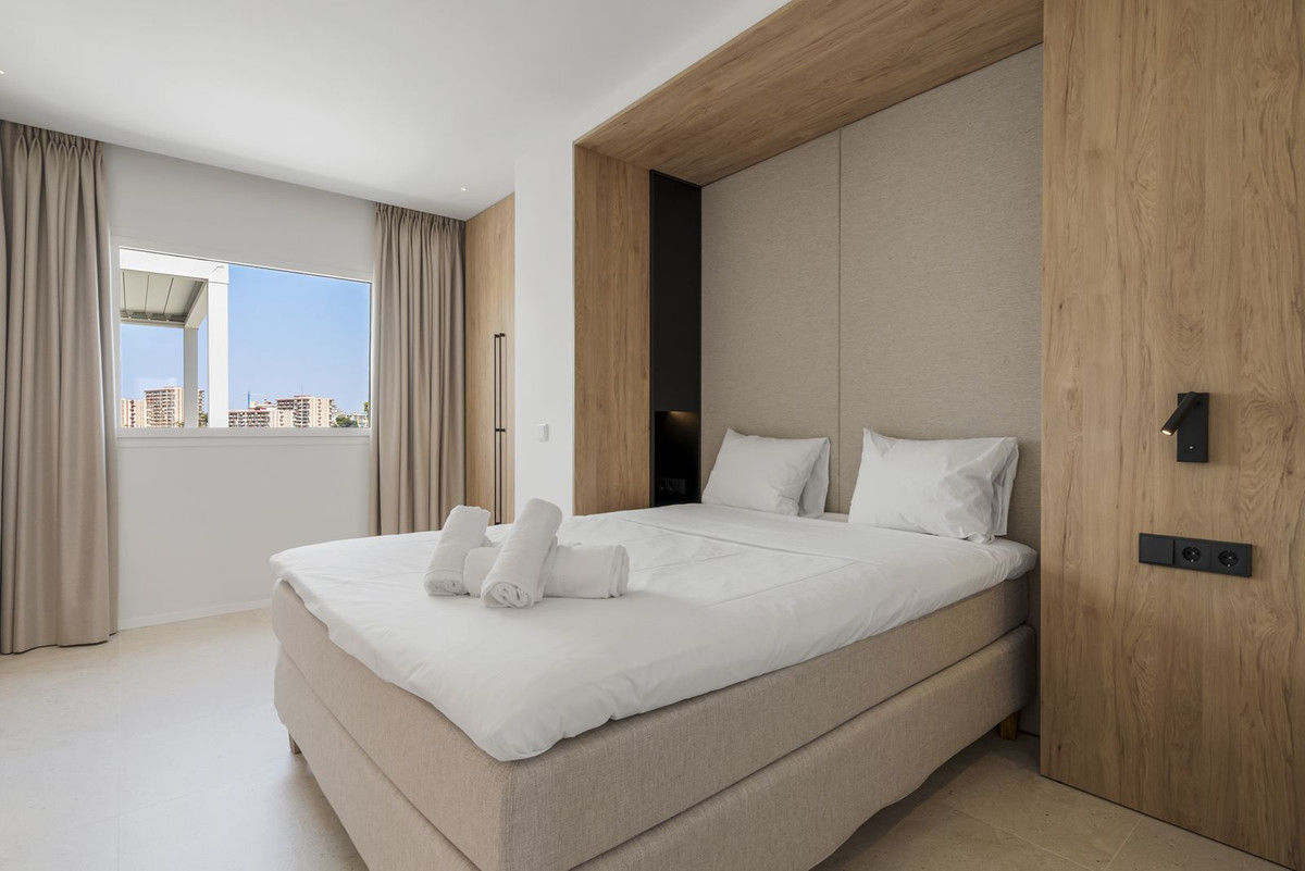 Appartement te koop in Benalmadena Costa | 3 slaapkamers H5366203