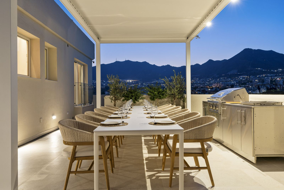 Appartement te koop in Benalmadena Costa | 3 slaapkamers H5366203