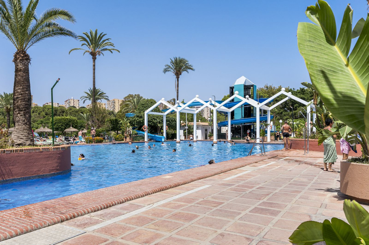 Appartement te koop in Benalmadena Costa | 3 slaapkamers H5366203