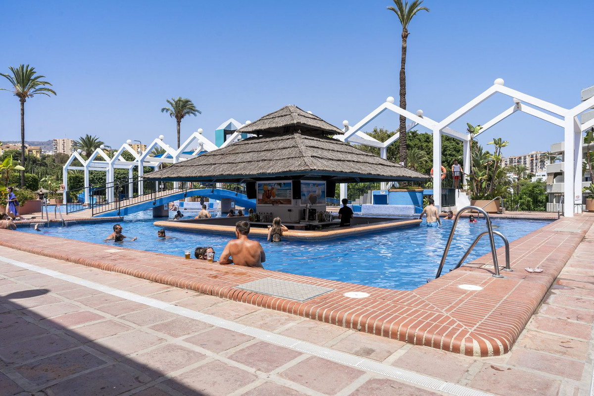 Appartement te koop in Benalmadena Costa | 3 slaapkamers H5366203