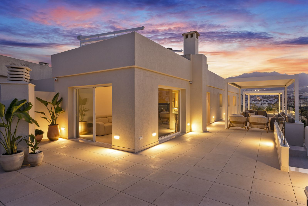 Appartement te koop in Benalmadena Costa | 3 slaapkamers H5366203