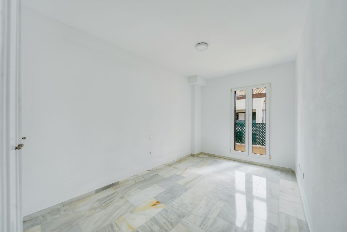 Appartement te koop in Benalmadena Costa | 3 slaapkamers H5368999