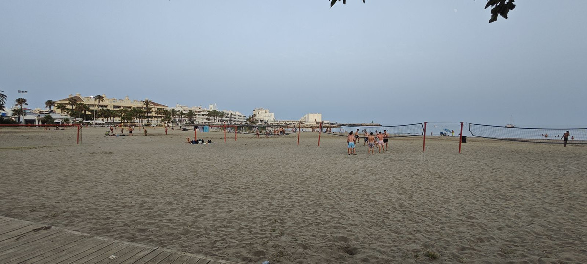 Appartement te koop in Benalmadena Costa | 2 slaapkamers H5373733
