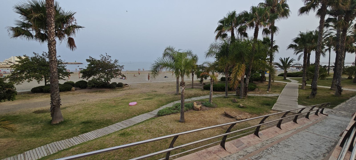 Appartement te koop in Benalmadena Costa | 2 slaapkamers H5373733