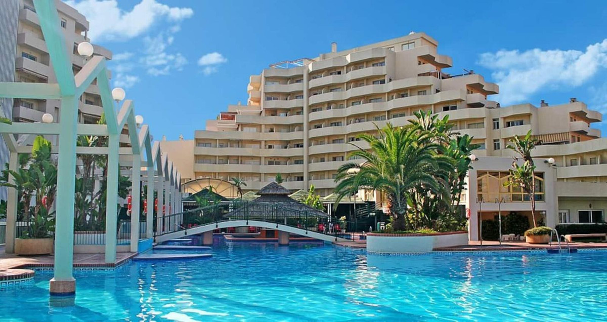 Appartement te koop in Benalmadena Costa | 1 slaapkamers H5374570