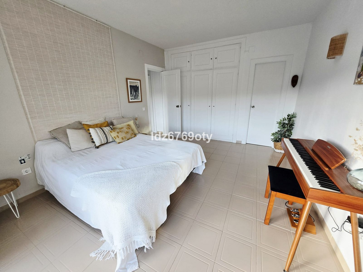 Appartement te koop in Benalmadena Costa | 2 slaapkamers H5382640