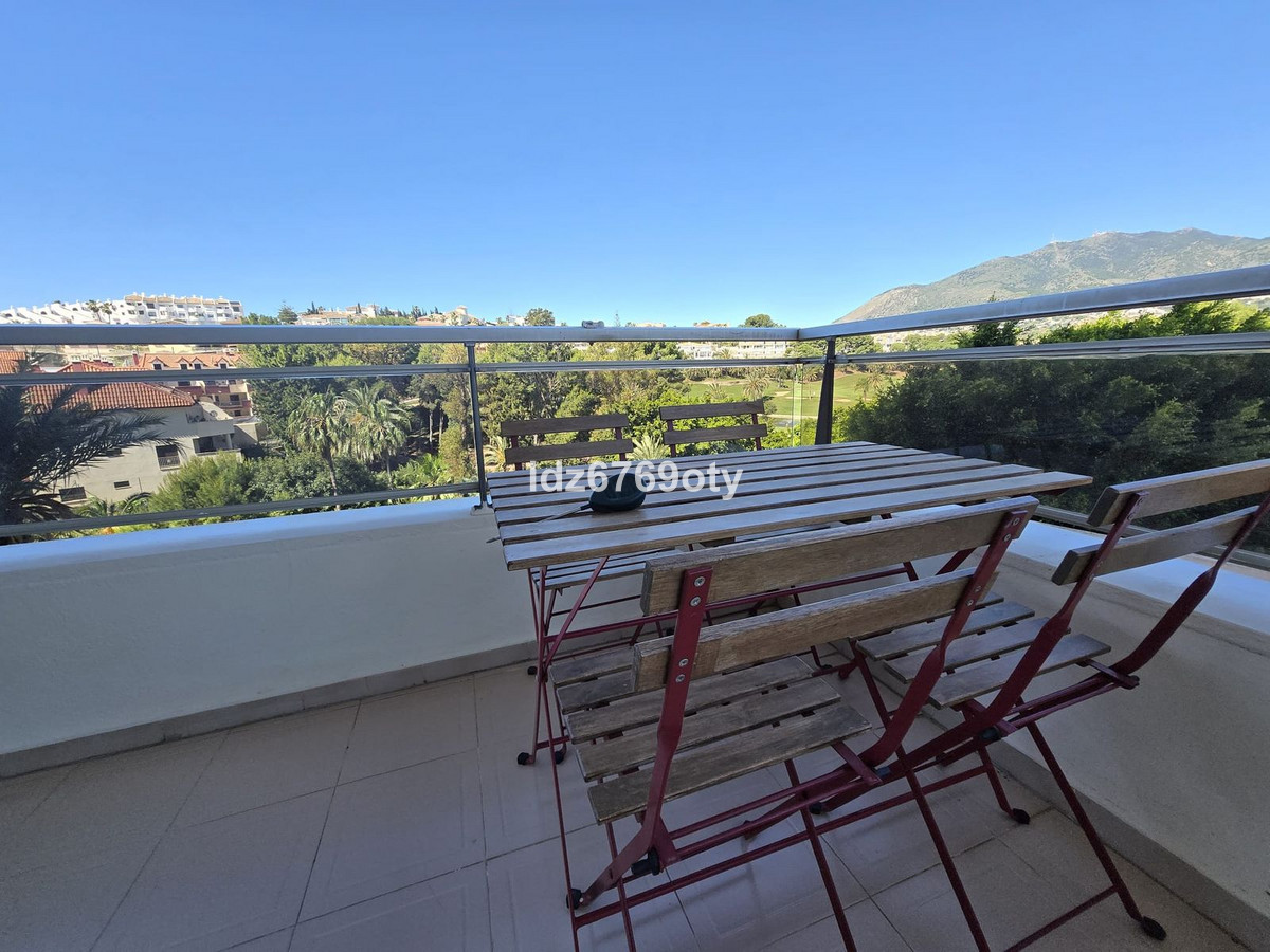 Appartement te koop in Benalmadena Costa | 2 slaapkamers H5382640