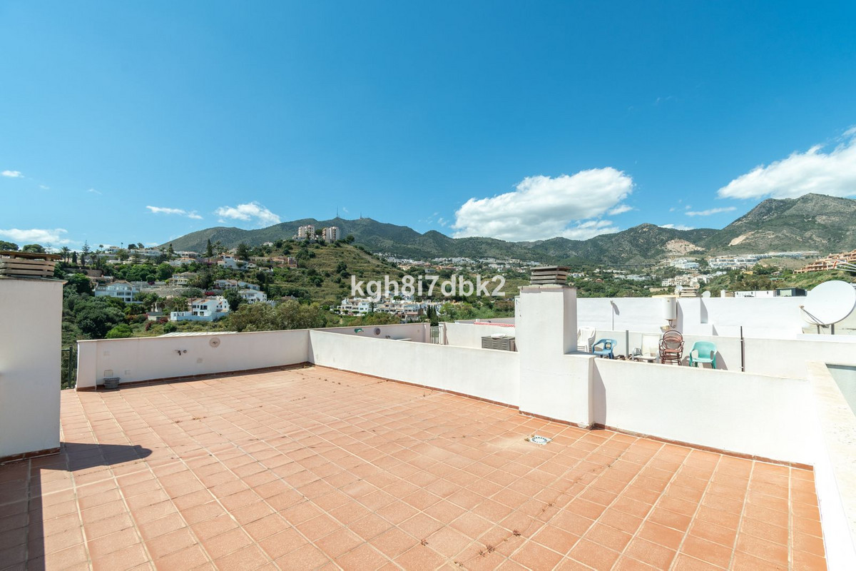 Appartement te koop in Benalmadena Costa | 2 slaapkamers H5388190