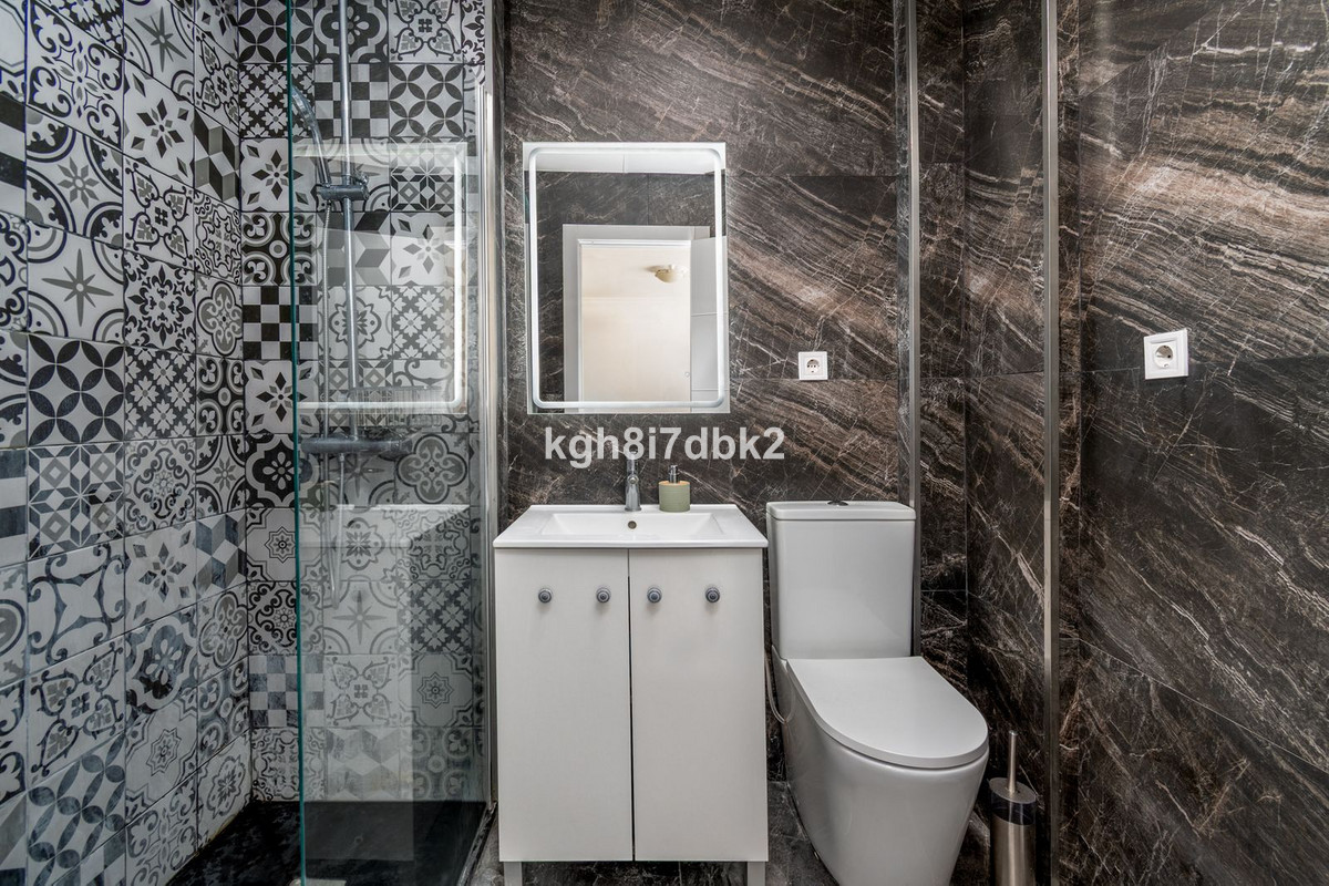 Appartement te koop in Benalmadena Costa | 2 slaapkamers H5388190